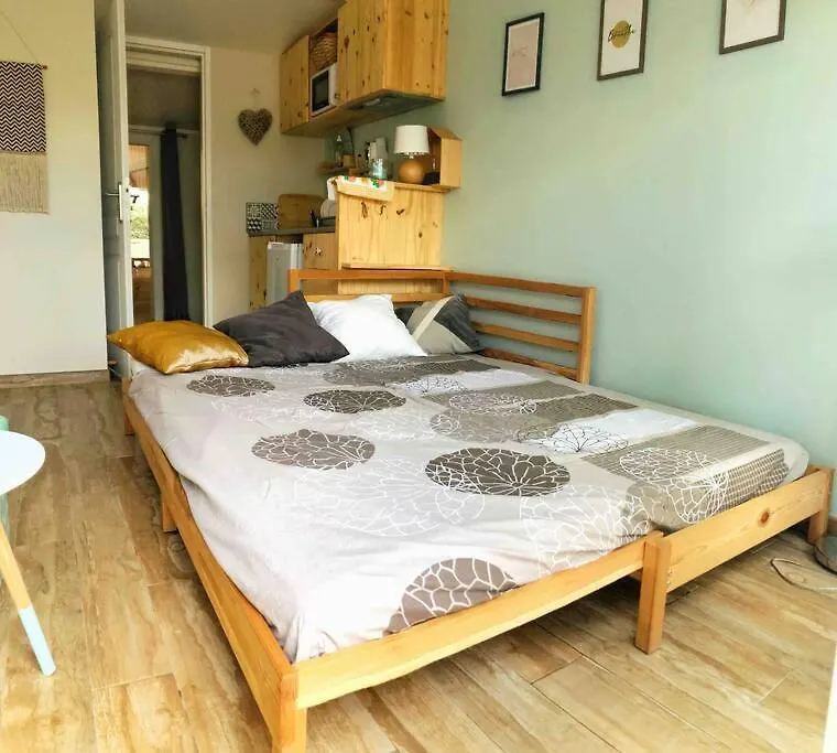 Appartement Le Dindouleto à Peynier France