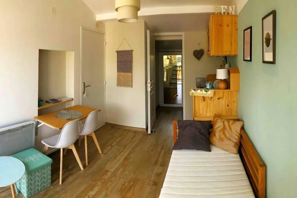 Appartement Le Dindouleto à Peynier France